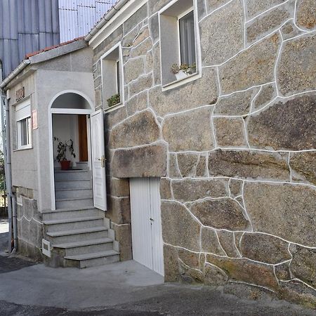 Chuca House Pensionat Requiás Exteriör bild